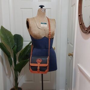Vintage Dooney & Bourke Crossbody Bag